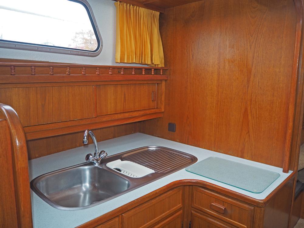 Fore ship, Accommodation